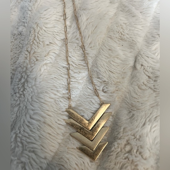 Variety of Necklaces - Picture 12 of 13